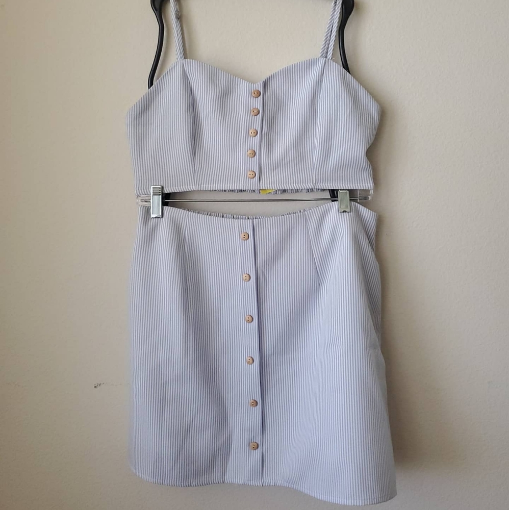 Size L Blue Striped 2 Piece Outfit